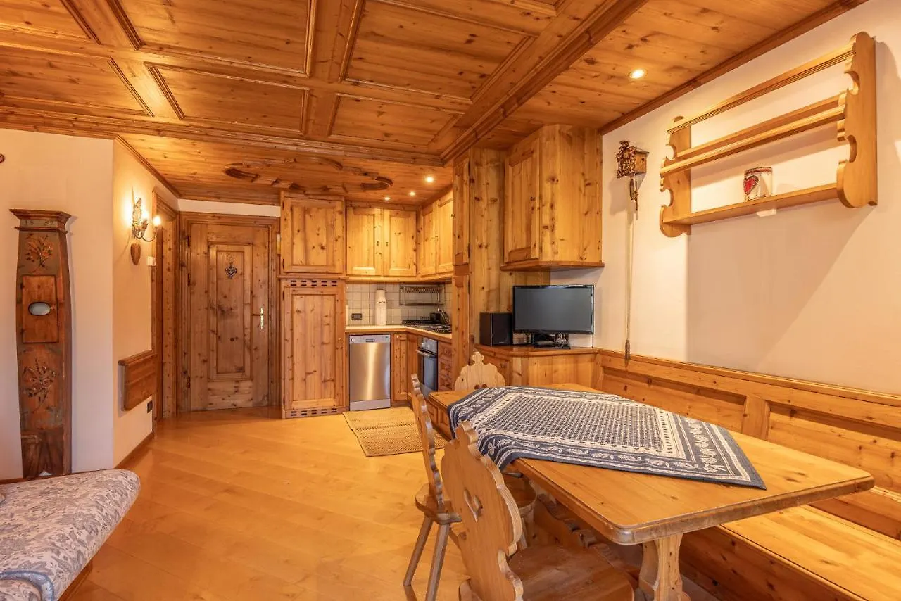Apartment Casa Lacedel 2, On Ski Slopes Cortina d'Ampezzo